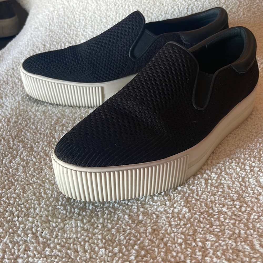 Platform slip-on shoe